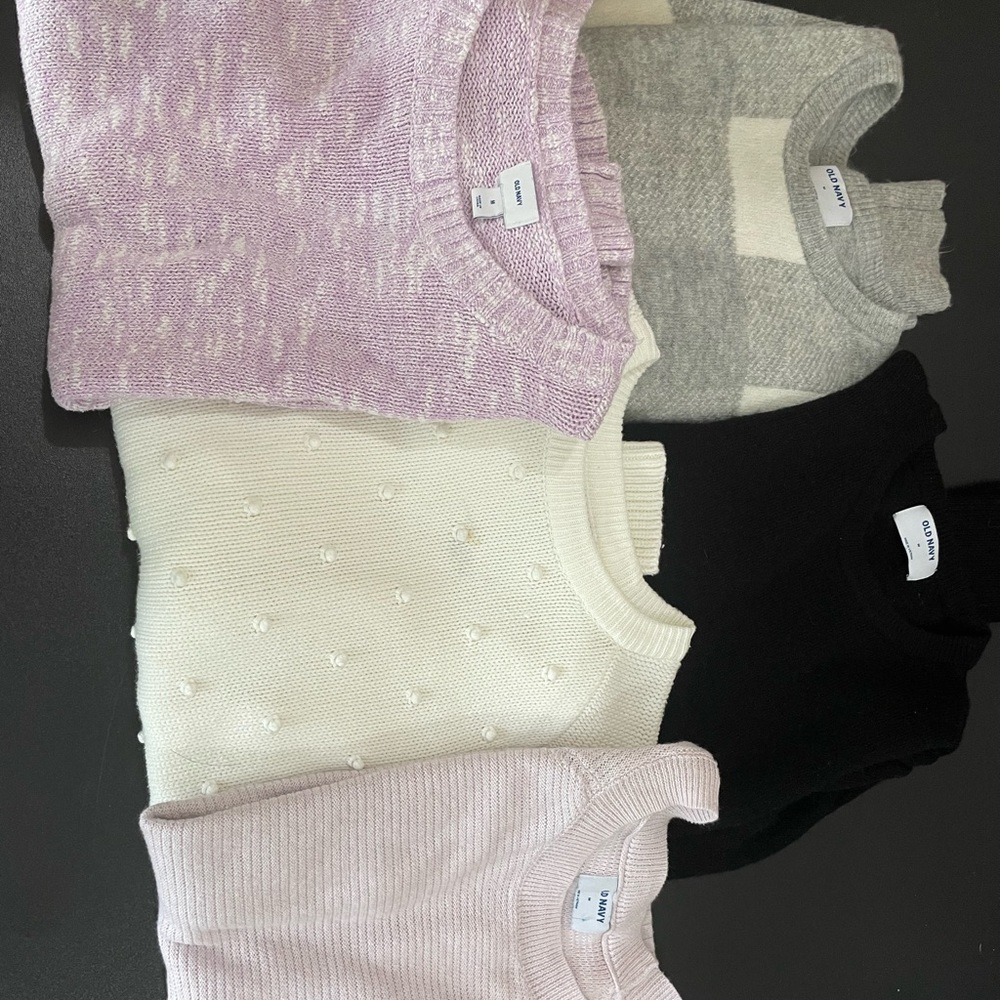 5 old navy sweaters size M